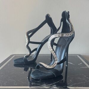 Giuseppe Zanotti Black Heels with Silver Crystal Design 38.5 Alien Rare Vintage